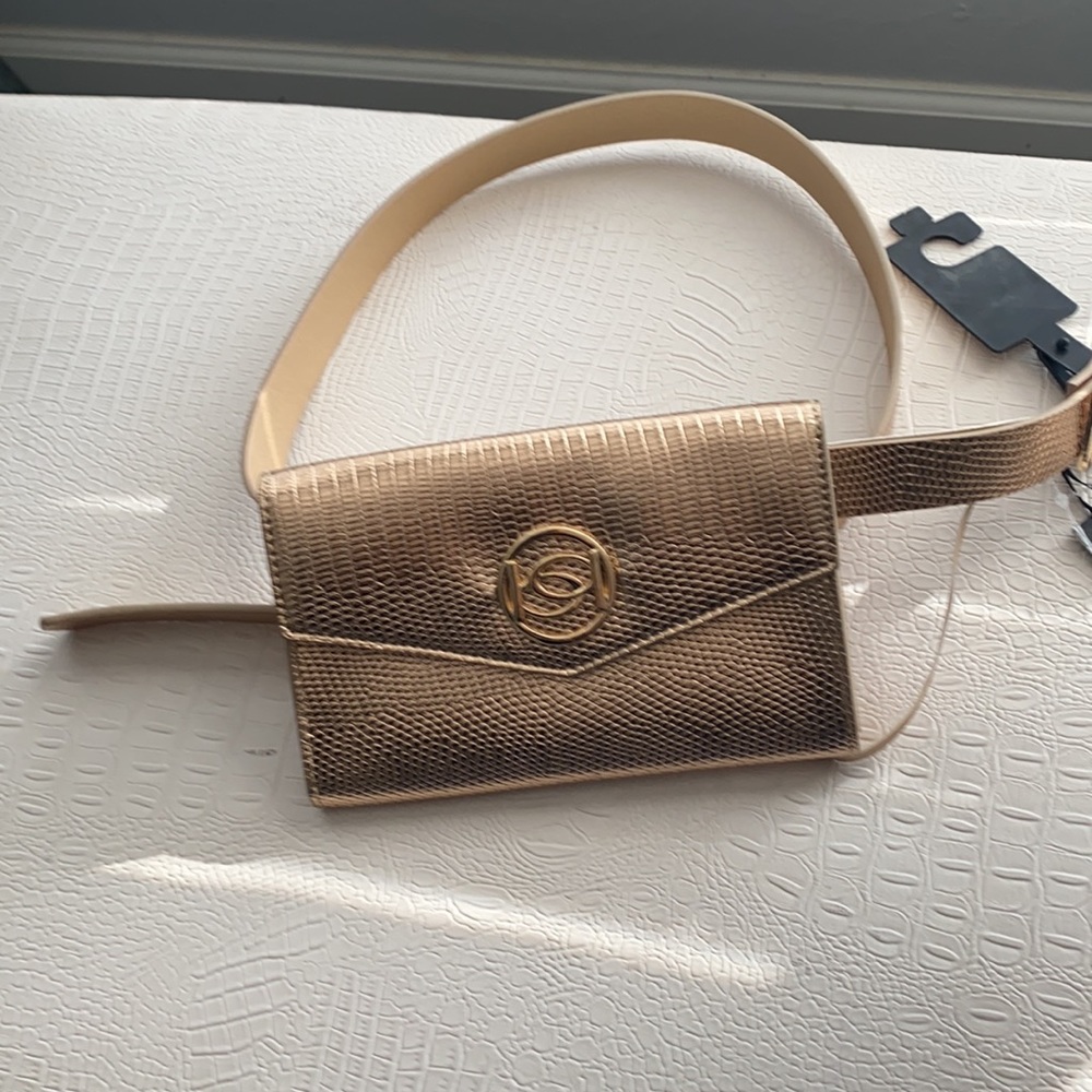 NWT—Bebe Golden Gold Belt Bag - Picture 3 of 9